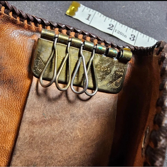 Vintage Engraved Floral Leather Key Holder/organizer tri fold Wallet Case - Picture 4 of 9